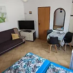 Homestay szállás Goscinne Simon