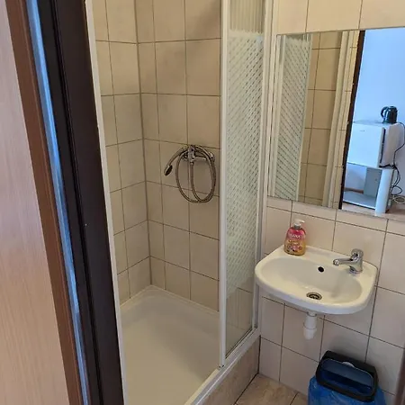 Goscinne Simon Kwatera prywatna *