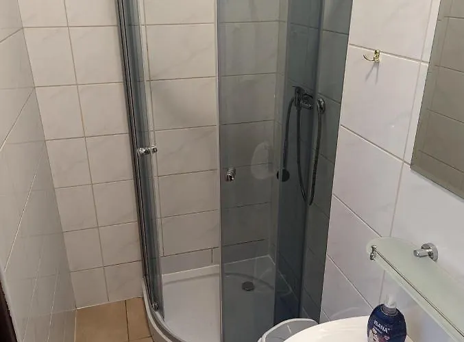 Goscinne Simon Mielno